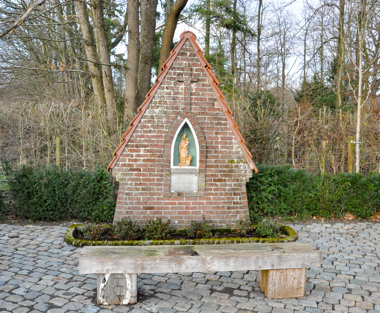 392 - Kapel OLV Maagd der Armen